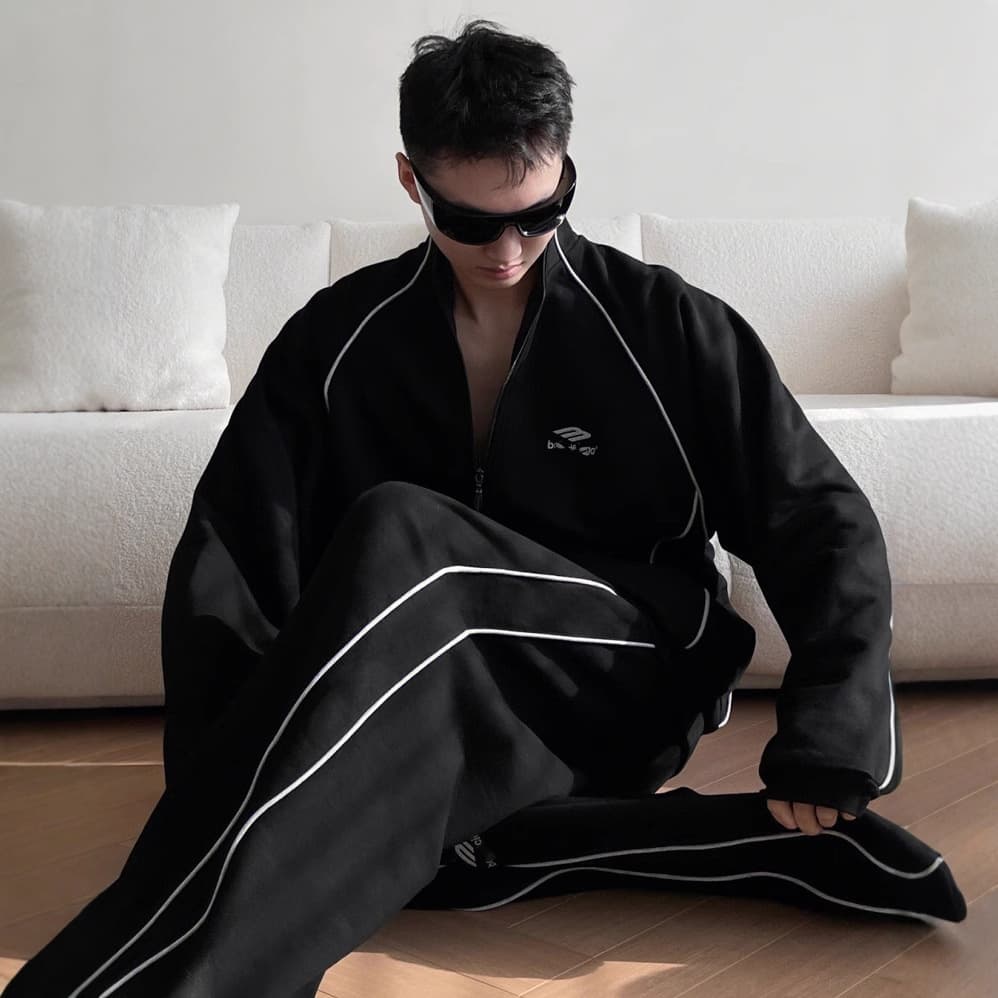 スポーティーライン トラックジャケット スーツ
