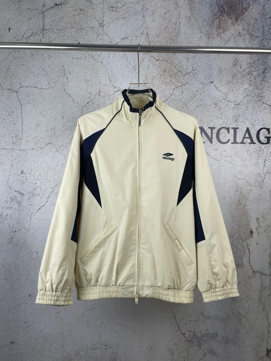 シンプルライン トラックジャケット