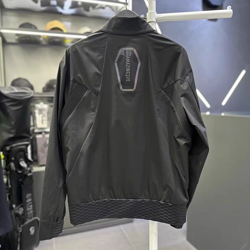 スポーティ軽量トラックジャケット